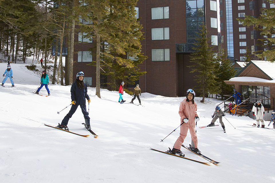 滑雪專用出入口（限冬季）