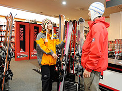 滑雪用具出租（仅限冬季）